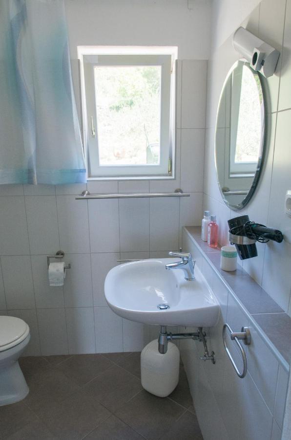 Milica Garden Apartment Prvic Sepurine Exterior foto
