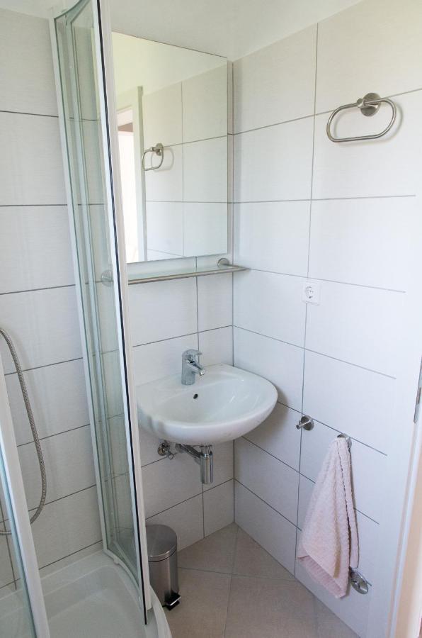 Milica Garden Apartment Prvic Sepurine Exterior foto